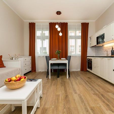 New Studio 3 - Self Check In, Parking Possible, Weekend Free Parking Bratislava Bagian luar foto